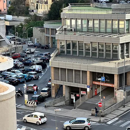 Aurora Apartment